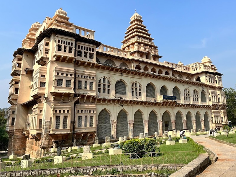 Tirupati Trips Tour, Trips Tours, Trips Tourism, Trips Travel, Trips Travels, Trips Package, Trips Packages, Trips Holiday Tirupati Chandragiri Fort - Day light view